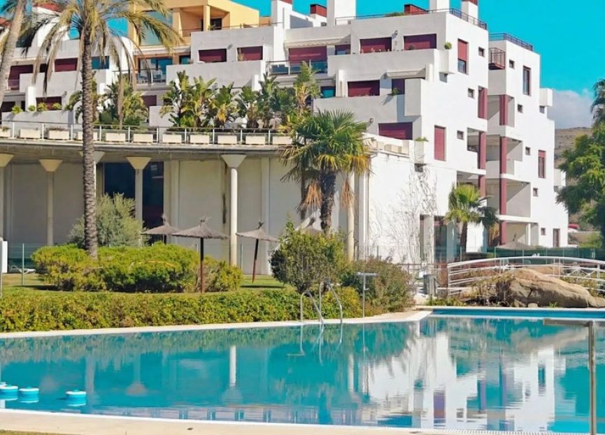 Resale - Apartment - Penthouse - Benahavís - Benahavís Centro