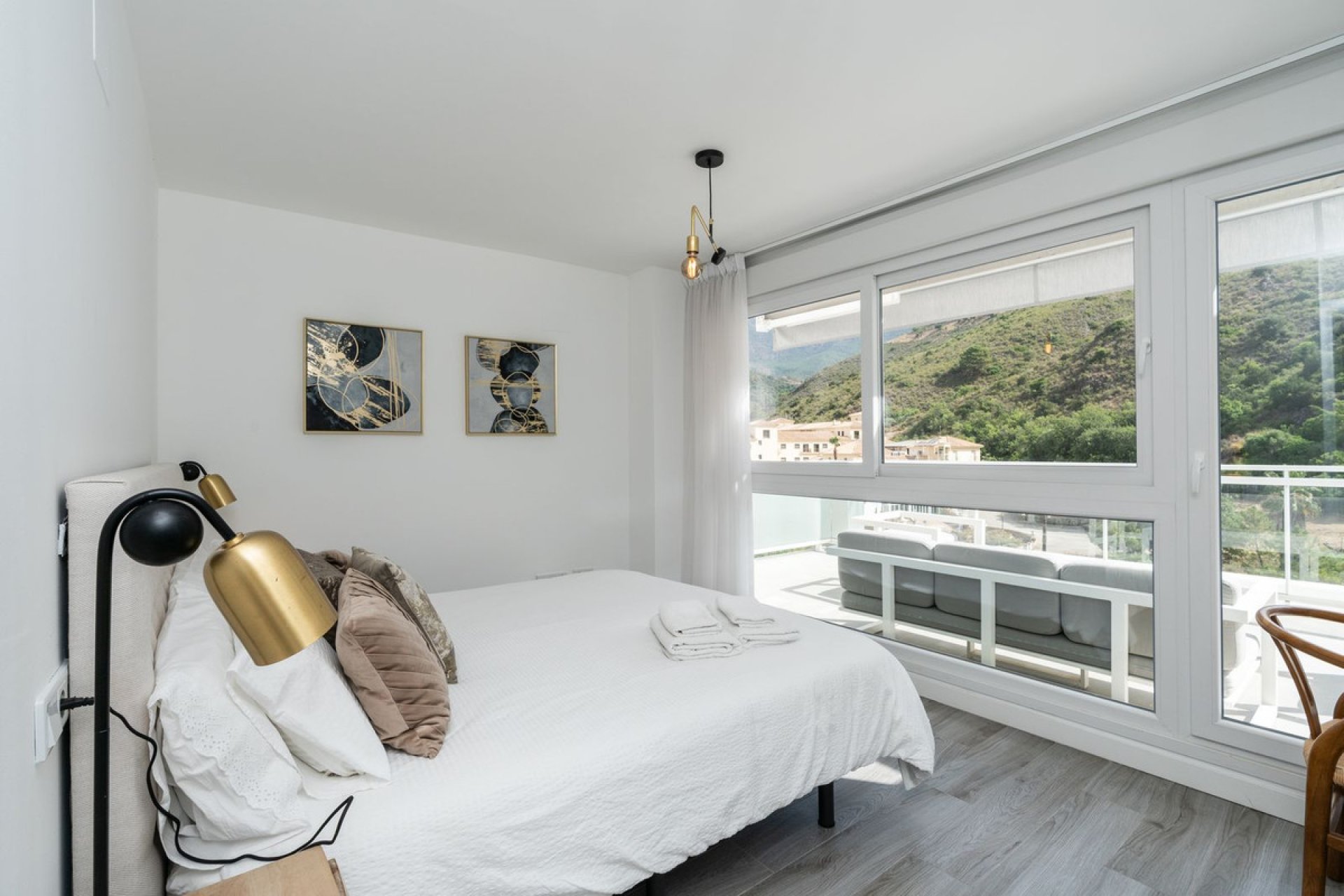 Resale - Apartment - Penthouse - Benahavís - Benahavís Centro