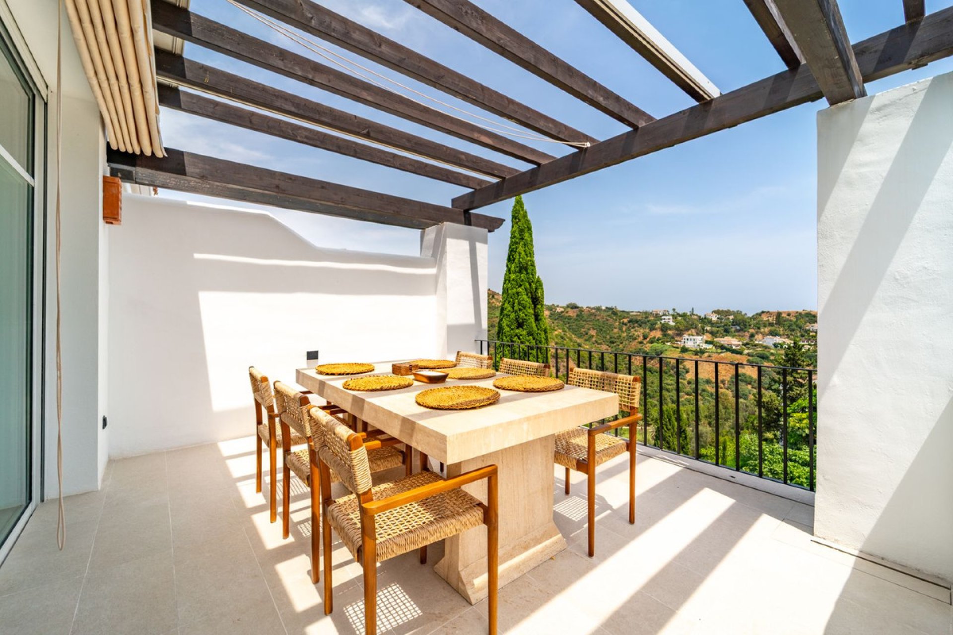 Resale - Apartment - Penthouse - Benahavís - La Quinta