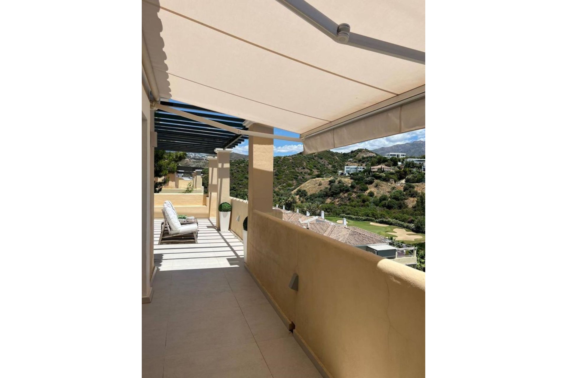 Resale - Apartment - Penthouse - Benahavís - La Quinta