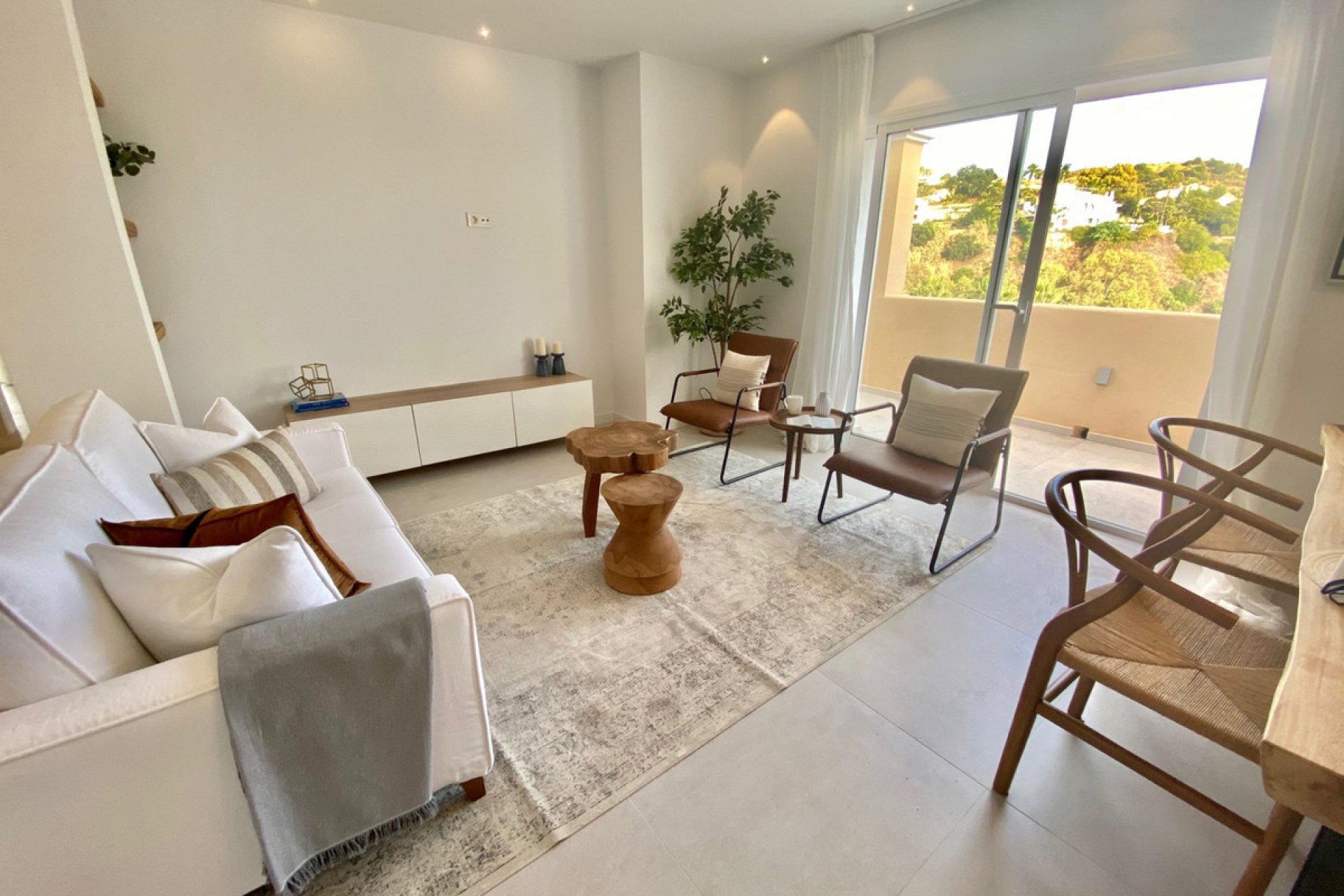 Resale - Apartment - Penthouse - Benahavís - La Quinta