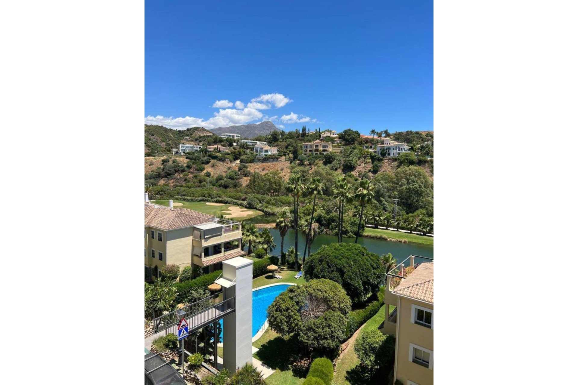 Resale - Apartment - Penthouse - Benahavís - La Quinta
