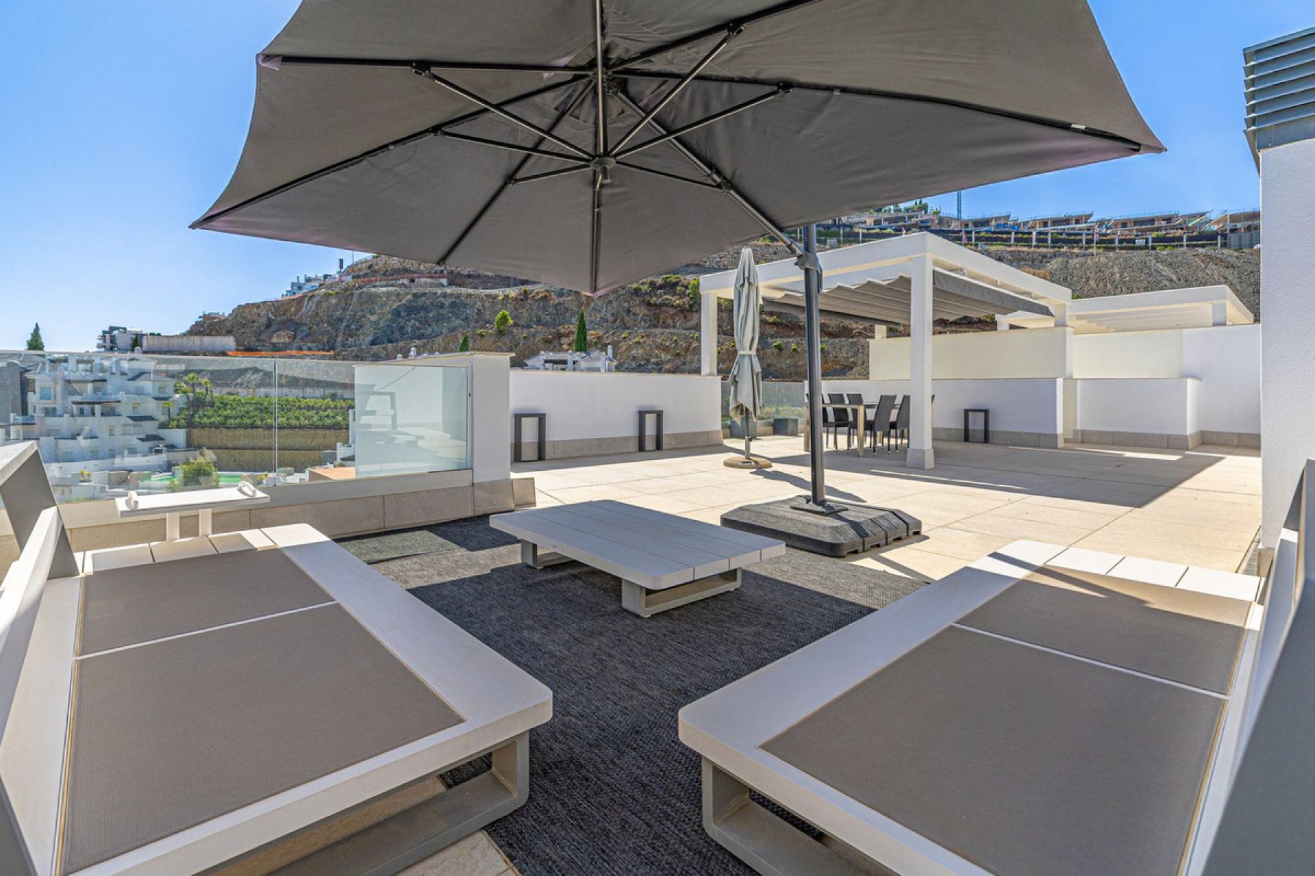 Resale - Apartment - Penthouse - Benahavís - La Quinta