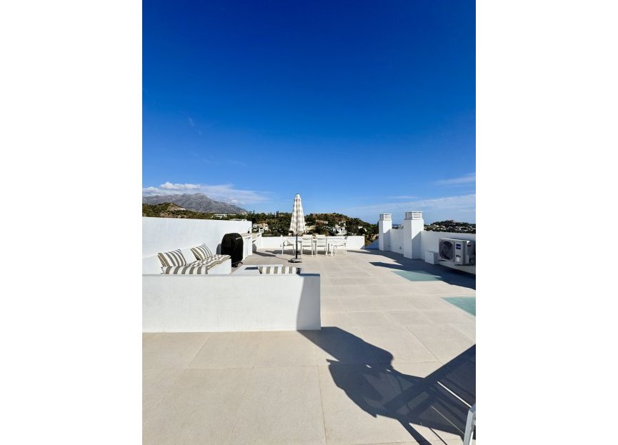 Resale - Apartment - Penthouse - Benahavís - La Quinta