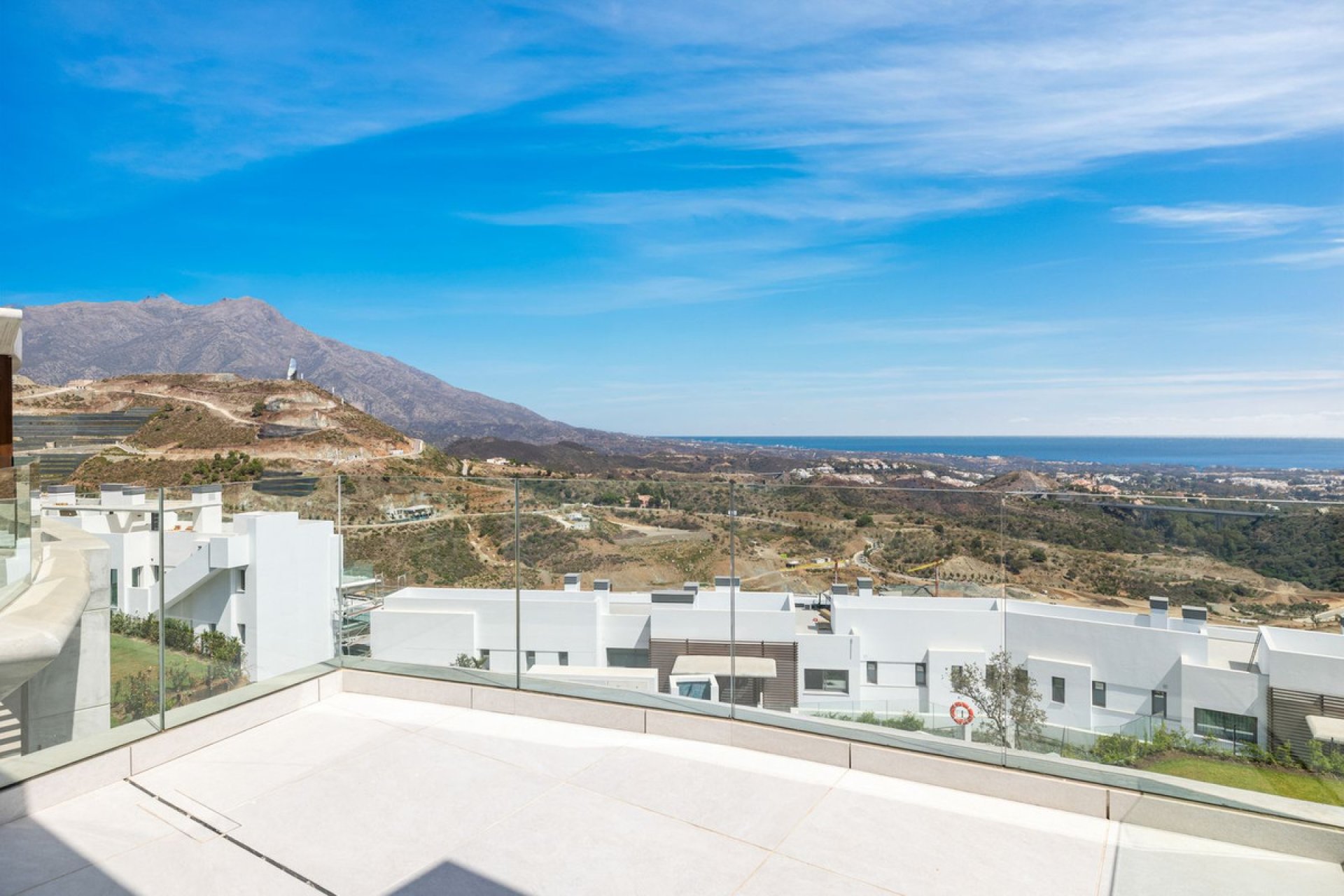 Resale - Apartment - Penthouse - Benahavís - La Quinta