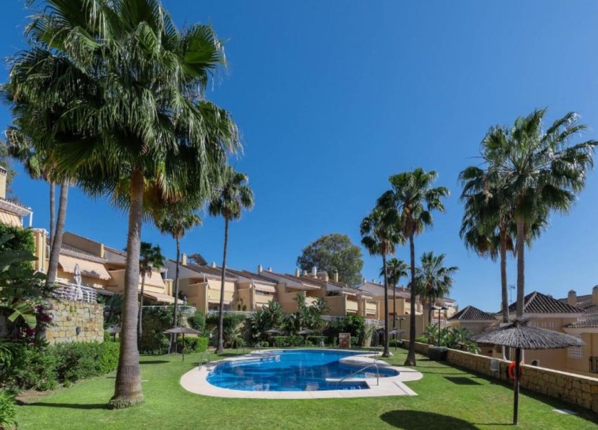 Resale - Apartment - Penthouse - Benahavís - La Quinta