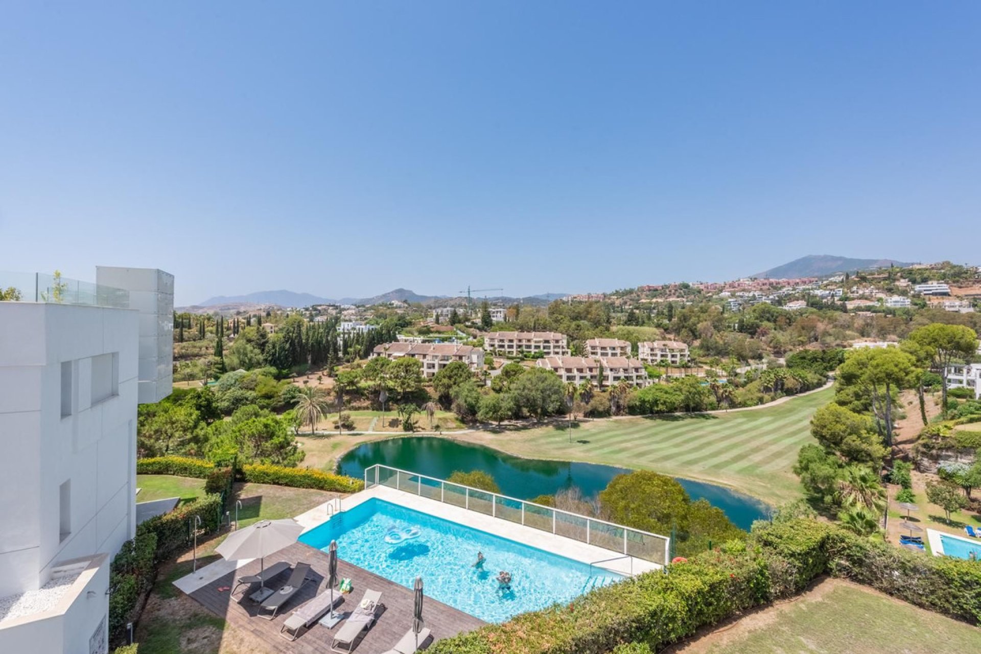 Resale - Apartment - Penthouse - Benahavís - La Quinta