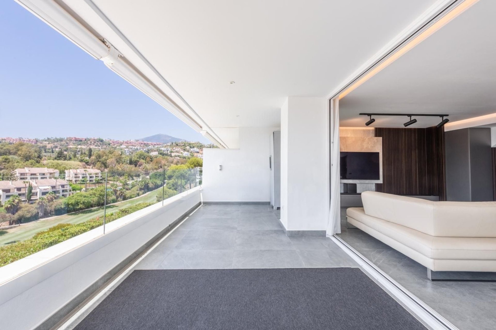 Resale - Apartment - Penthouse - Benahavís - La Quinta