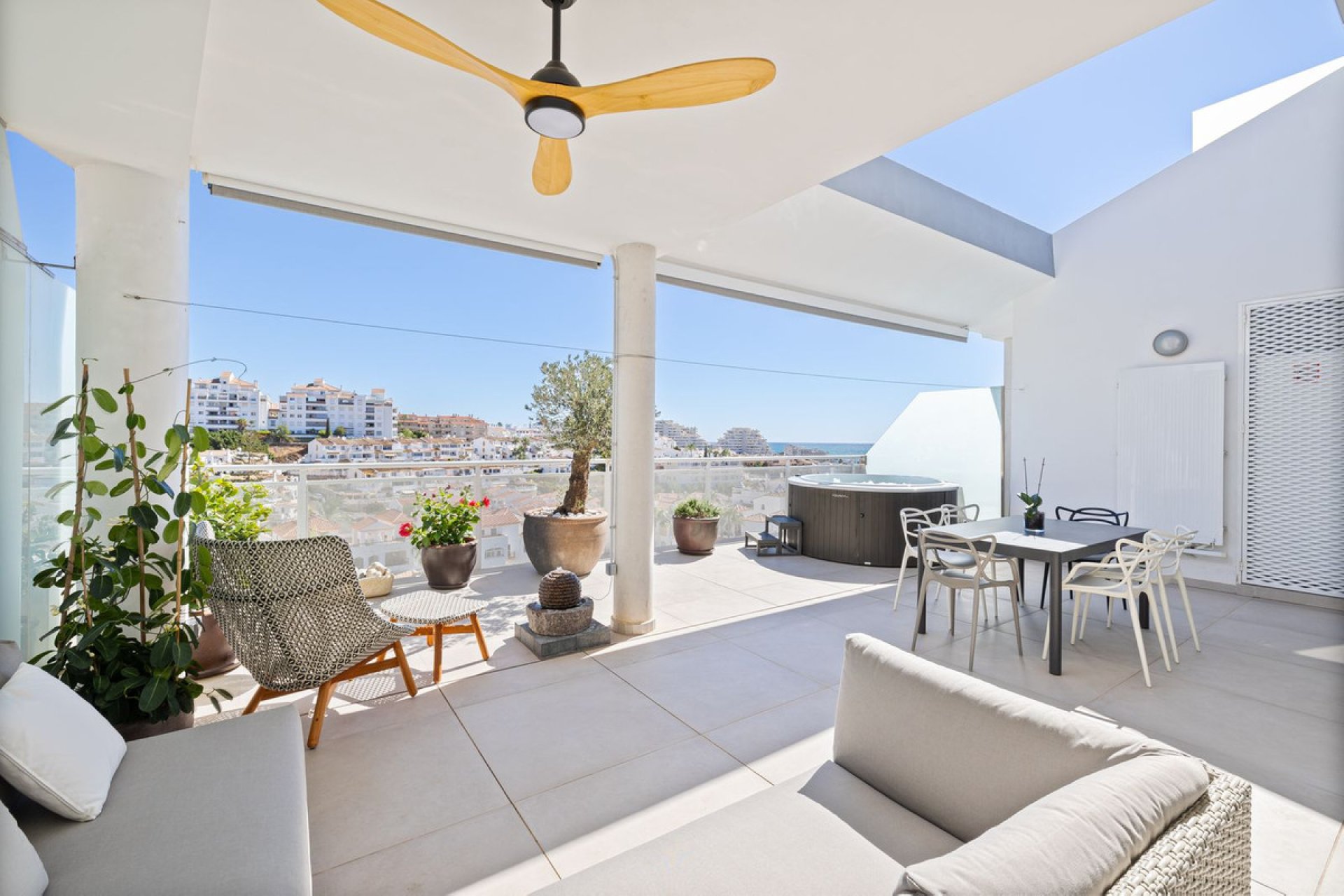 Resale - Apartment - Penthouse - Benalmádena - Benalmadena Costa