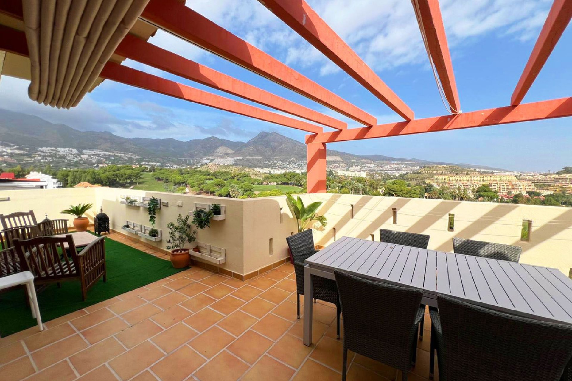 Resale - Apartment - Penthouse - Benalmádena - Benalmadena Costa