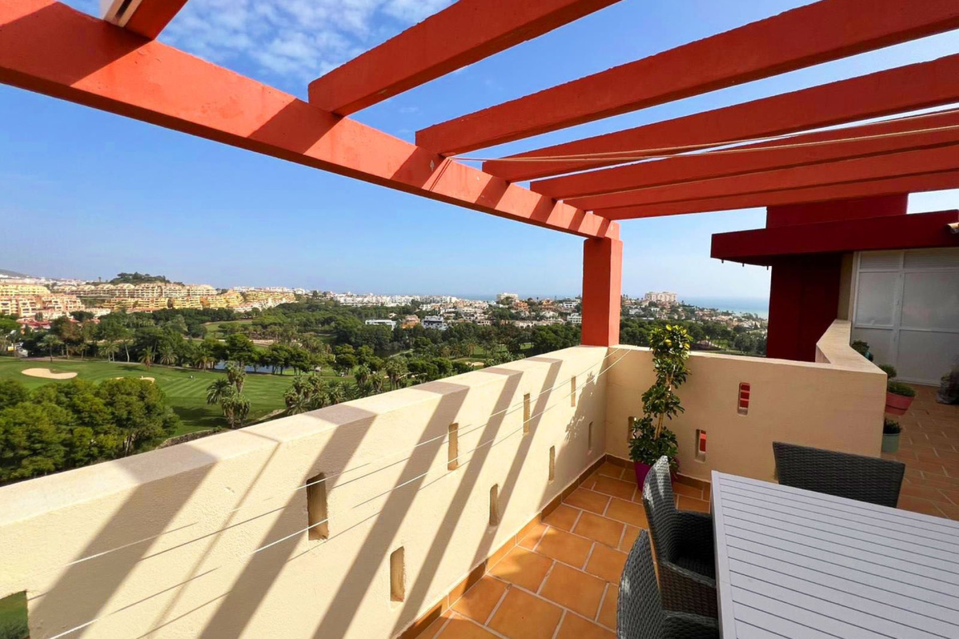 Resale - Apartment - Penthouse - Benalmádena - Benalmadena Costa