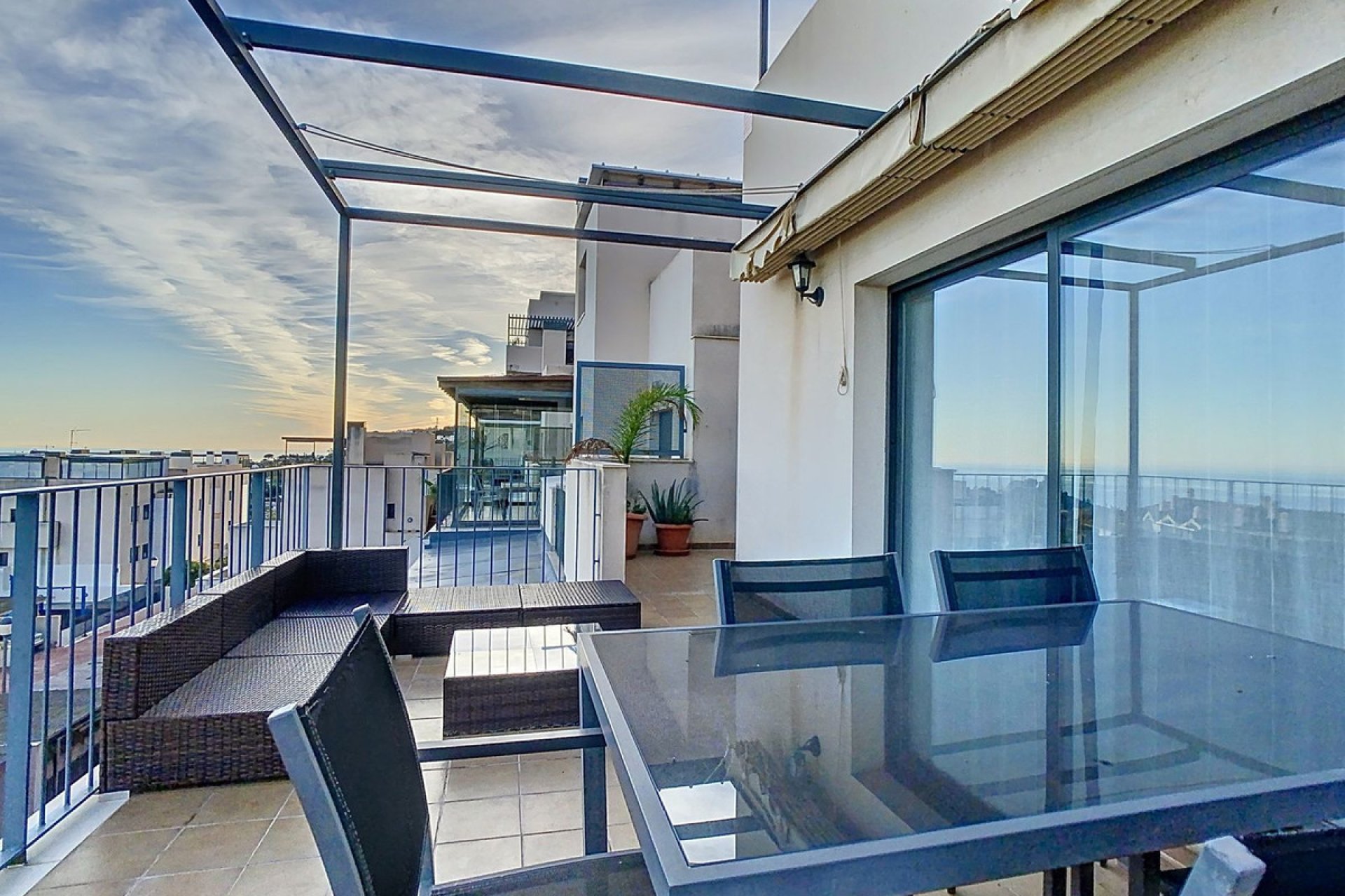 Resale - Apartment - Penthouse - Benalmádena - Benalmadena Pueblo