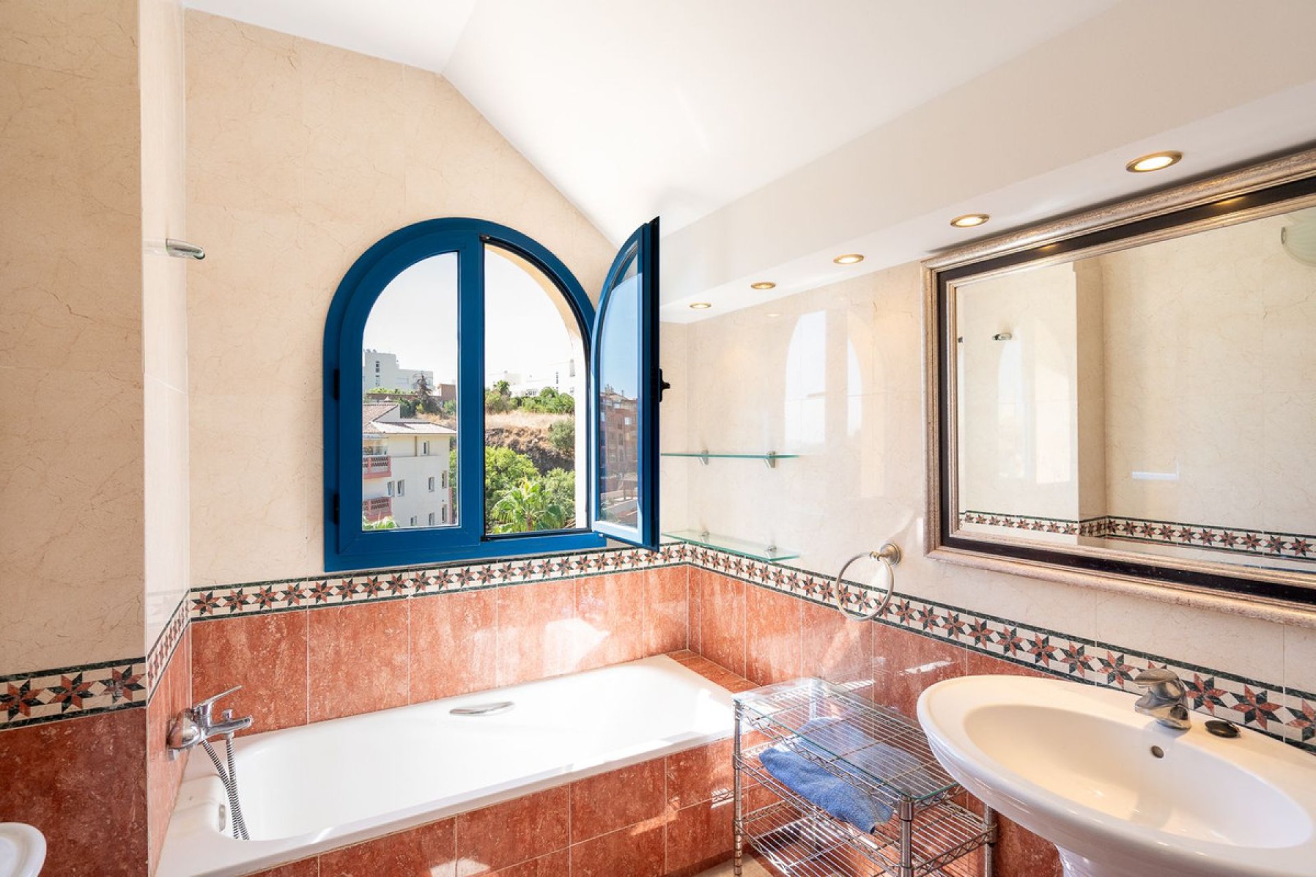 Resale - Apartment - Penthouse - Benalmádena - Torrequebrada