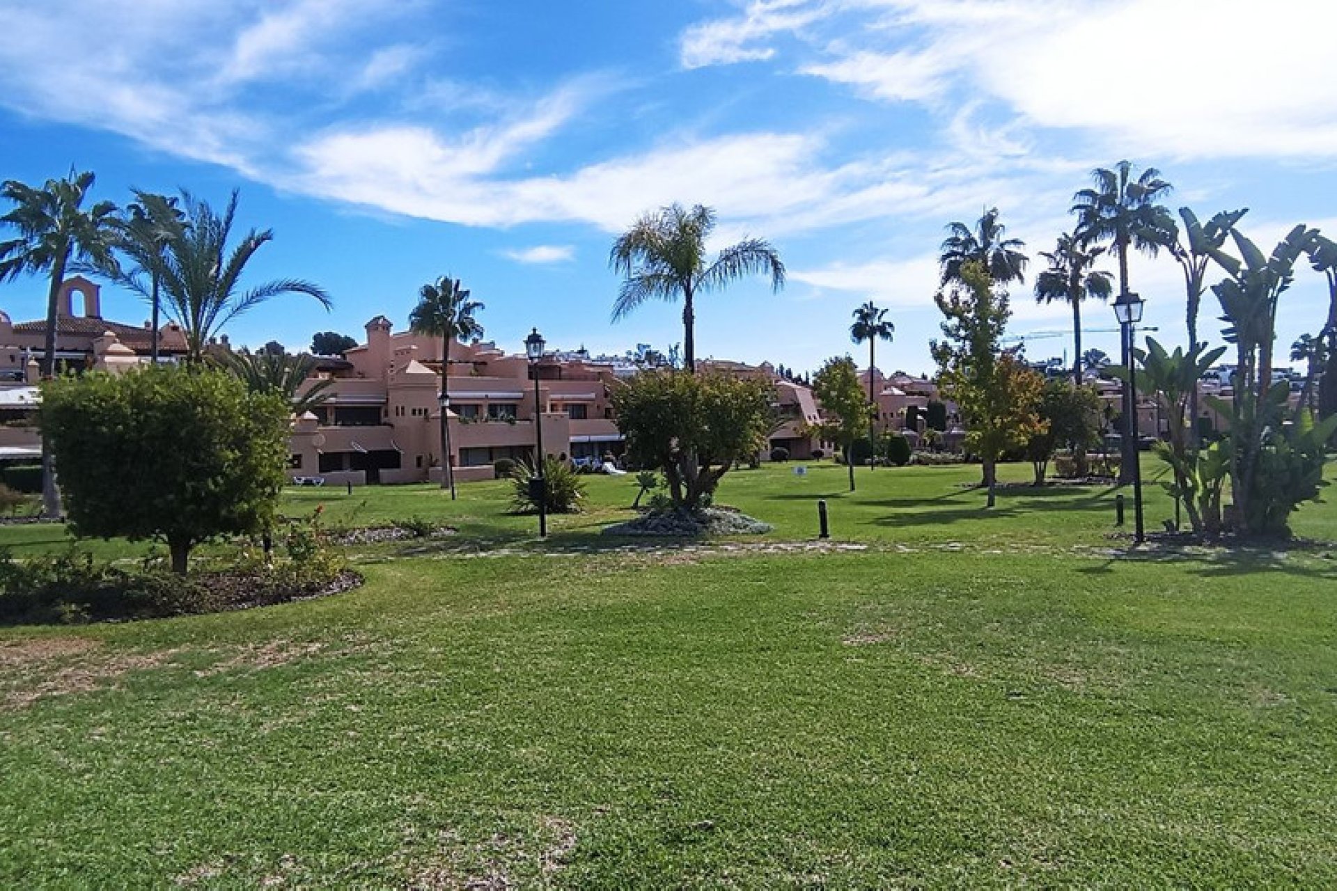 Resale - Apartment - Penthouse Duplex - Estepona - Atalaya