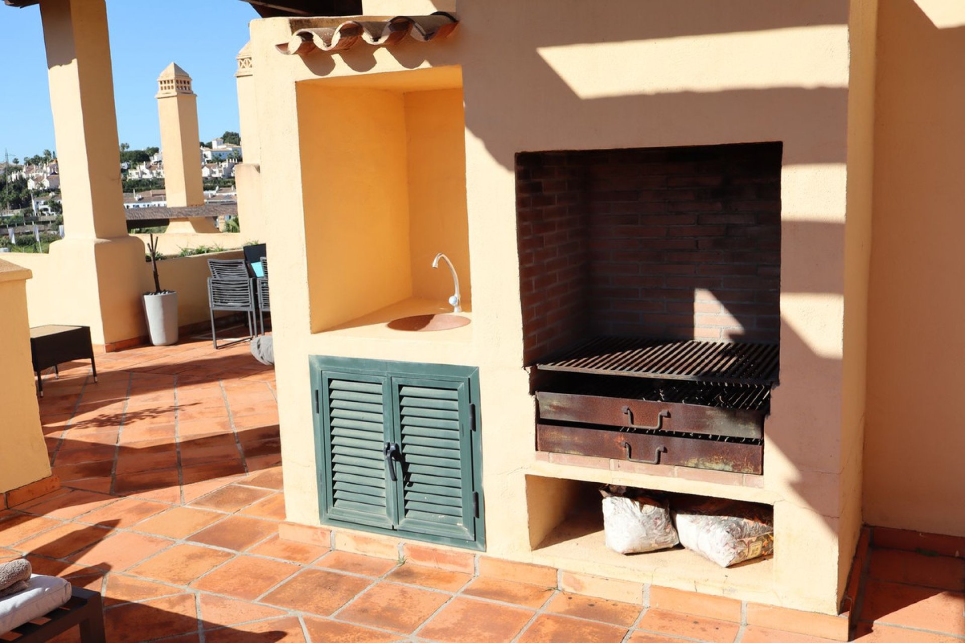 Resale - Apartment - Penthouse Duplex - Estepona - Atalaya