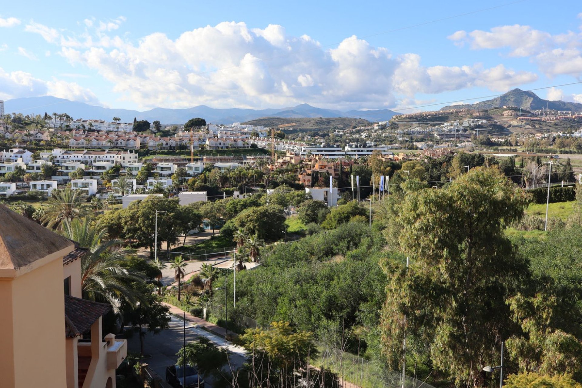 Resale - Apartment - Penthouse Duplex - Estepona - Atalaya