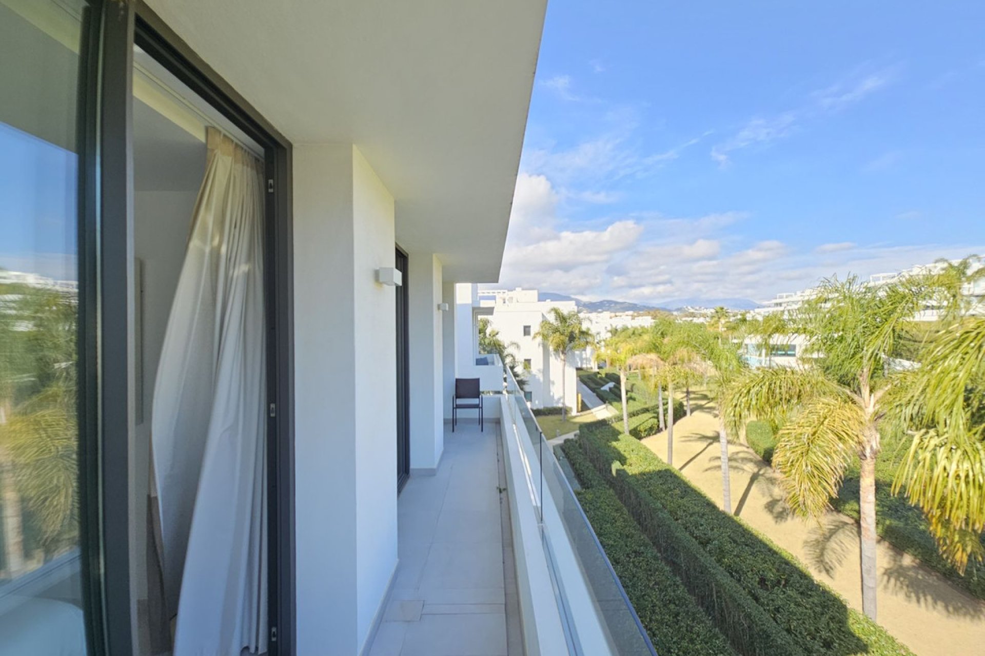 Resale - Apartment - Penthouse Duplex - Estepona - Atalaya