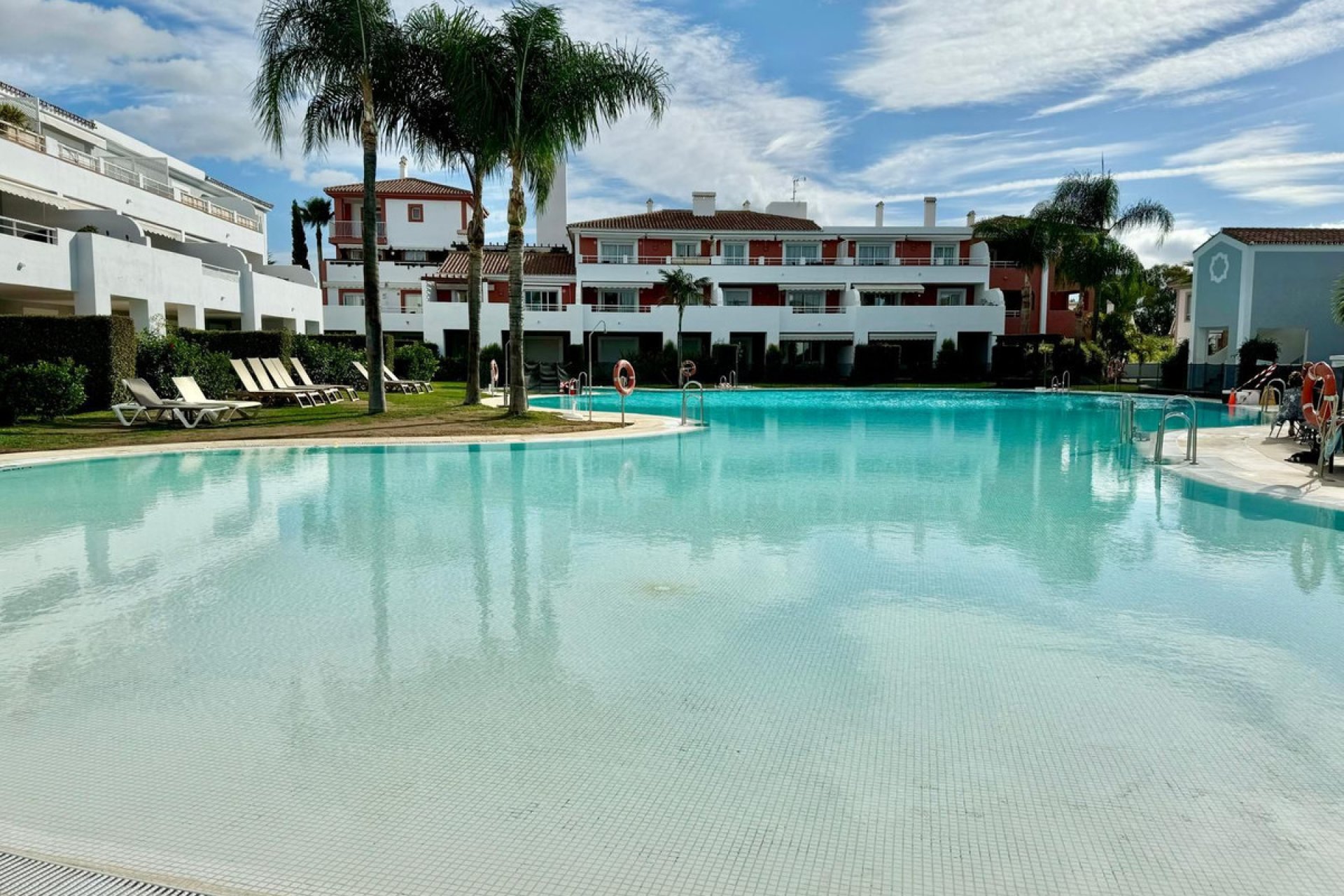 Resale - Apartment - Penthouse Duplex - Estepona - Atalaya