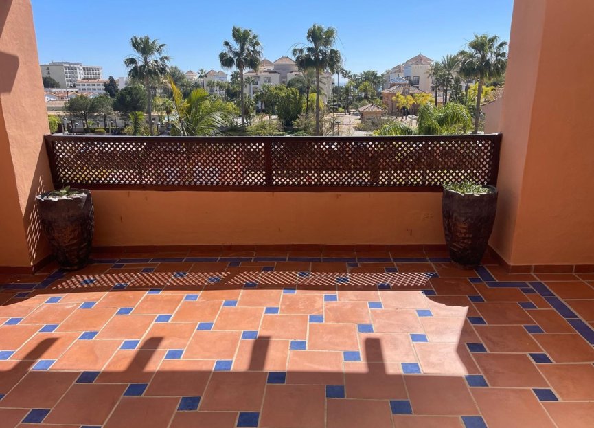 Resale - Apartment - Penthouse Duplex - Estepona - Atalaya