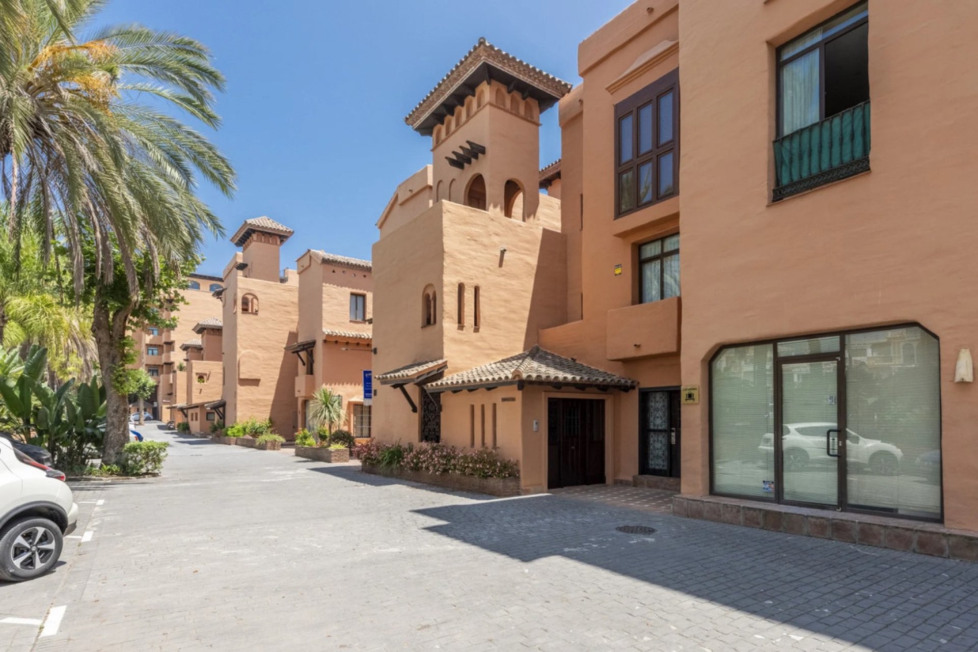 Resale - Apartment - Penthouse Duplex - Estepona - Benamara