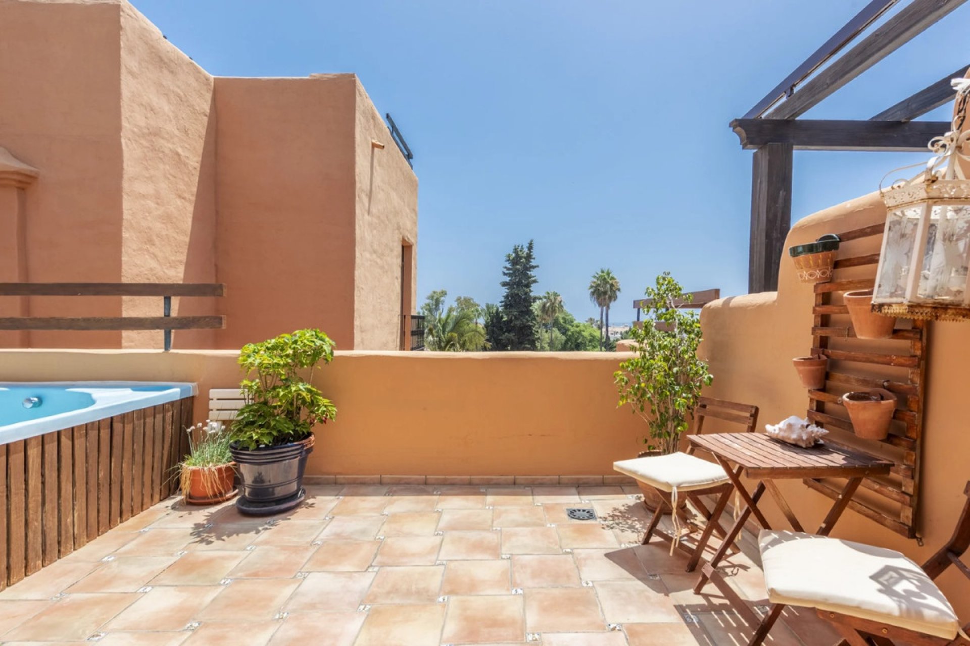 Resale - Apartment - Penthouse Duplex - Estepona - Benamara