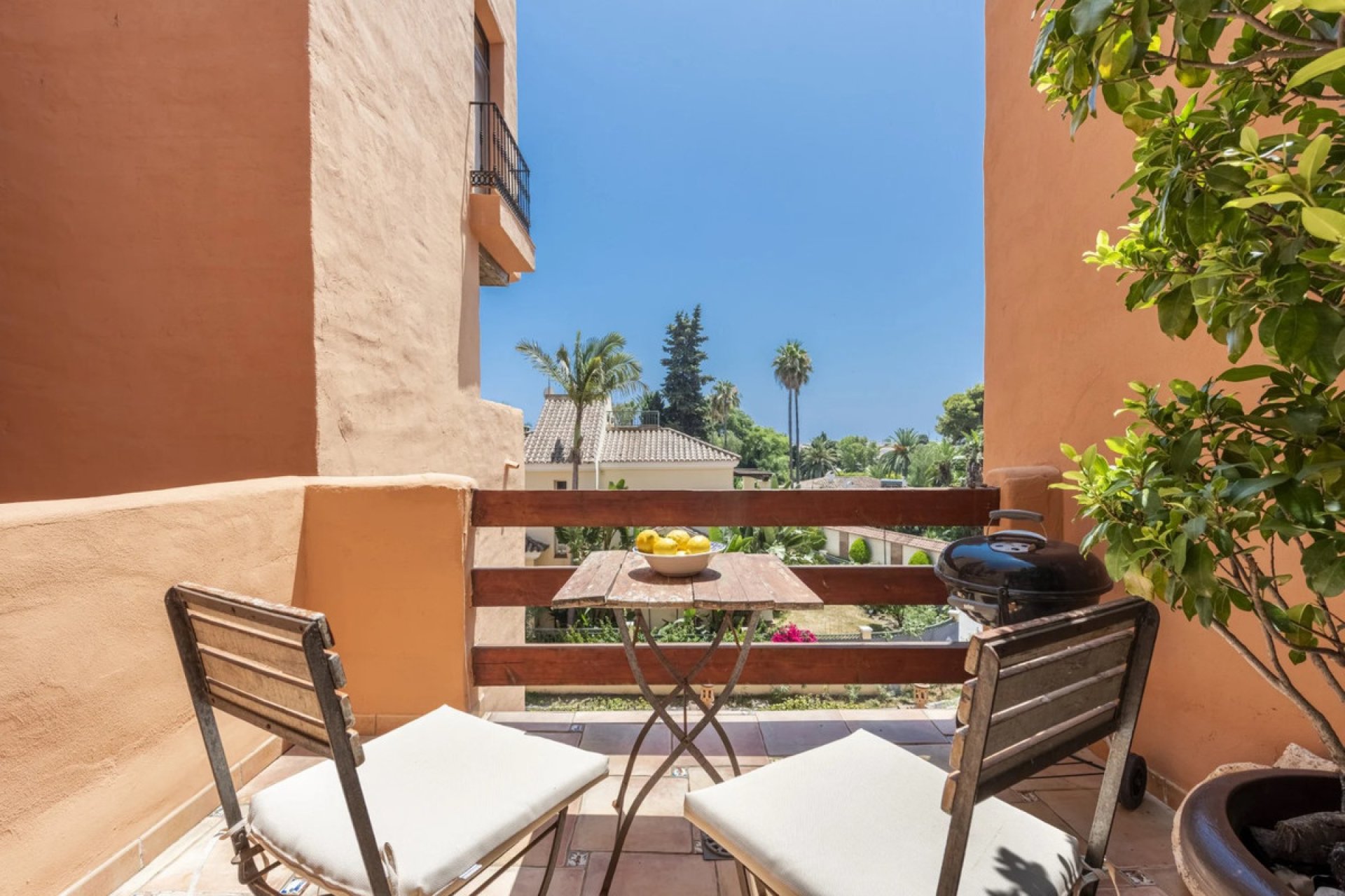 Resale - Apartment - Penthouse Duplex - Estepona - Benamara