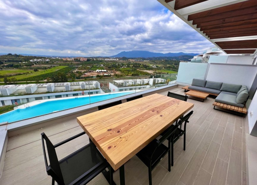 Resale - Apartment - Penthouse Duplex - Estepona - Cancelada