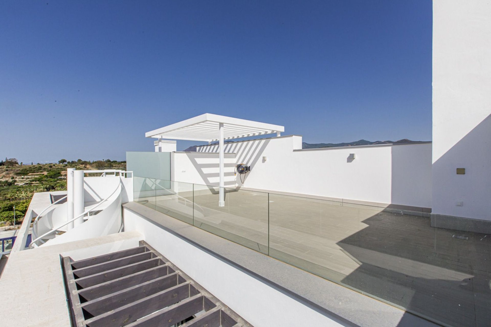 Resale - Apartment - Penthouse Duplex - Estepona - Cancelada