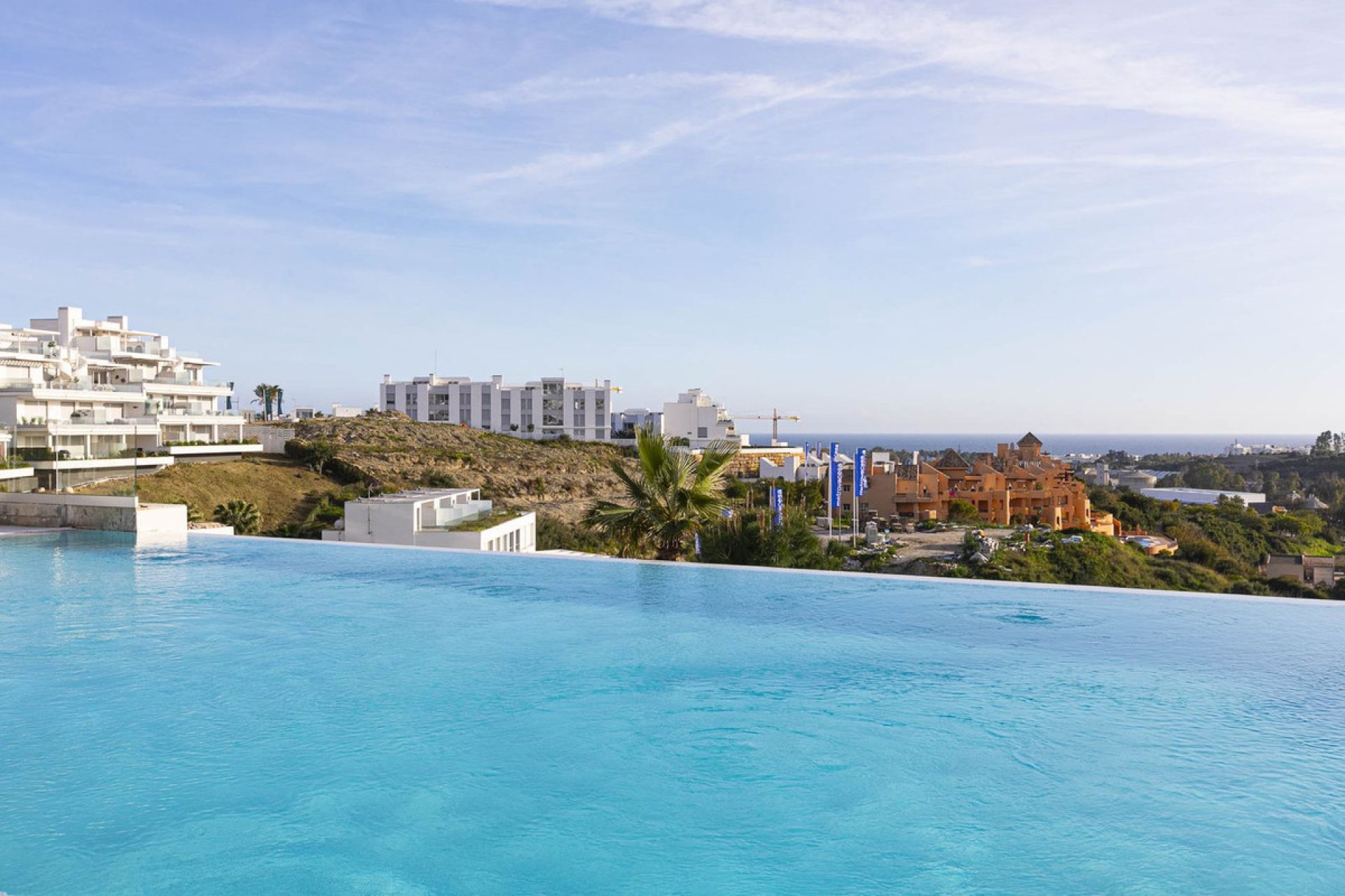 Resale - Apartment - Penthouse Duplex - Estepona - Cancelada