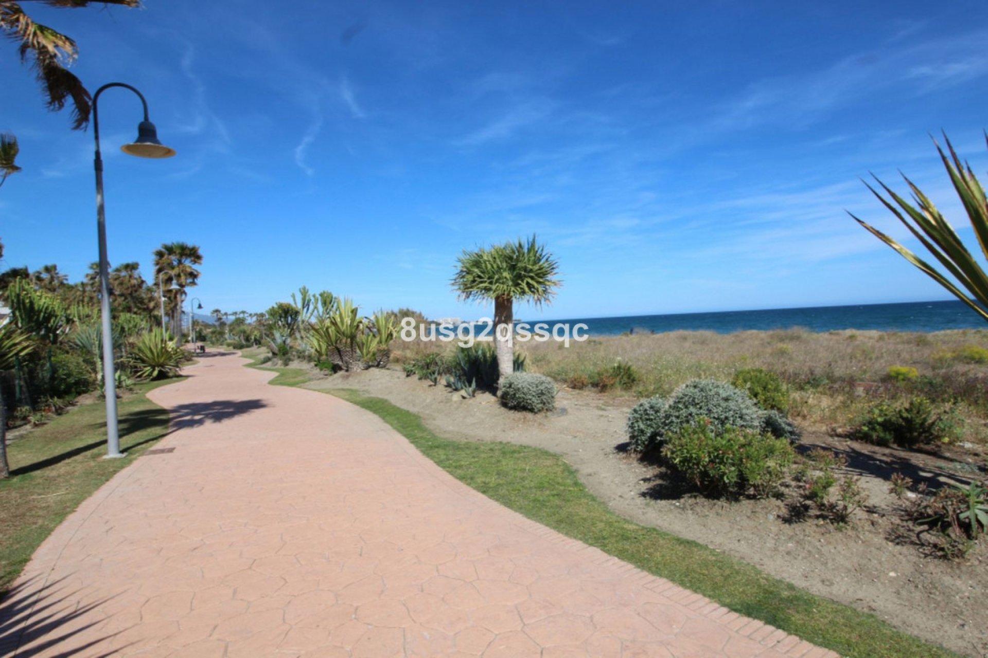 Resale - Apartment - Penthouse Duplex - Estepona - Costalita