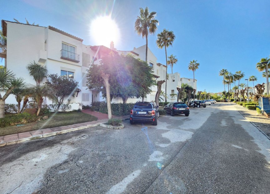 Resale - Apartment - Penthouse Duplex - Estepona - Costalita