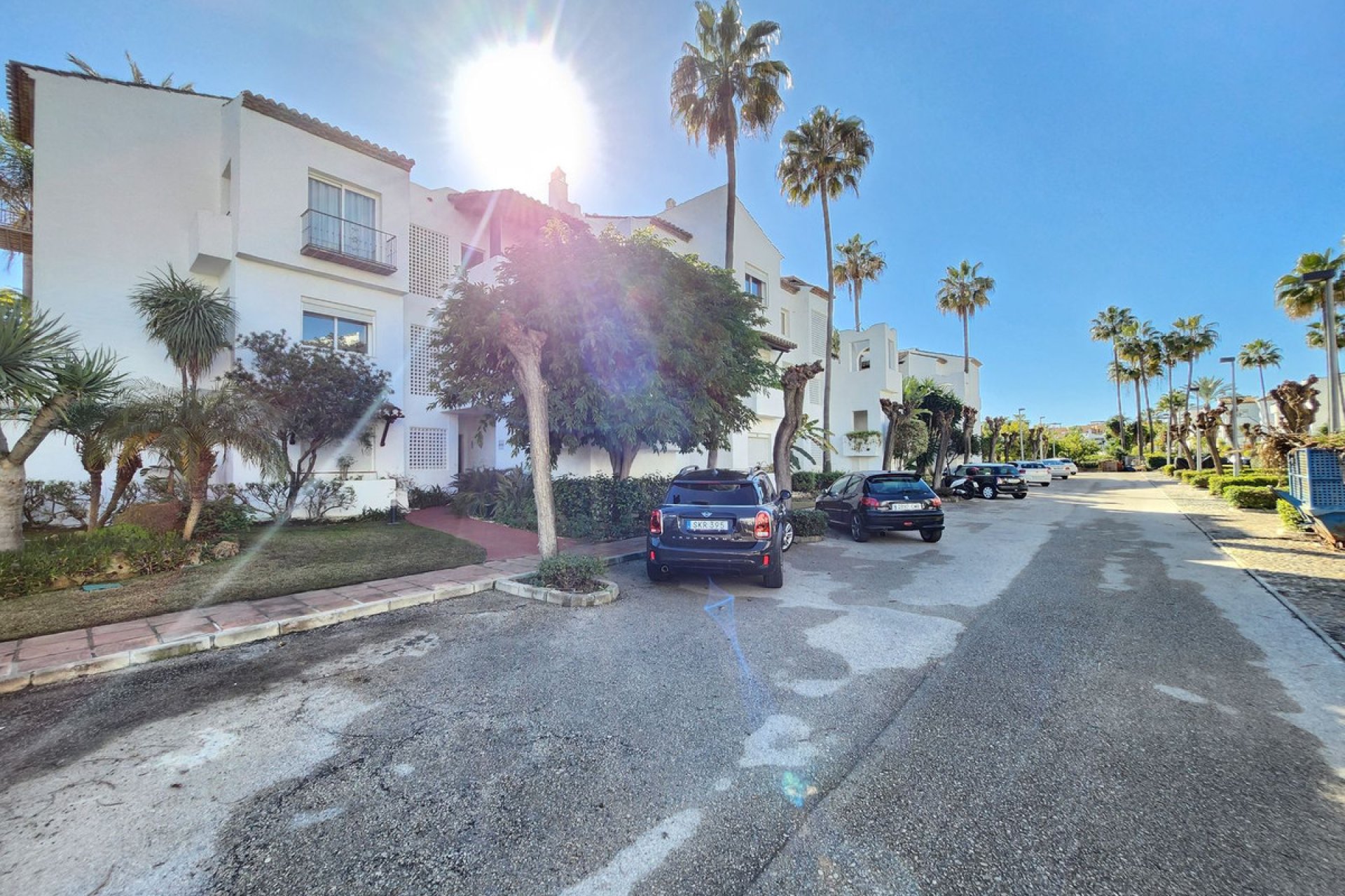 Resale - Apartment - Penthouse Duplex - Estepona - Costalita