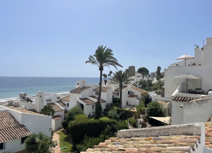 Resale - Apartment - Penthouse Duplex - Estepona - Estepona Centro