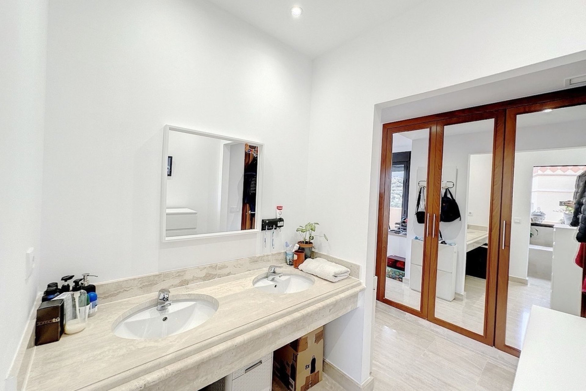 Resale - Apartment - Penthouse Duplex - Estepona - Estepona Centro