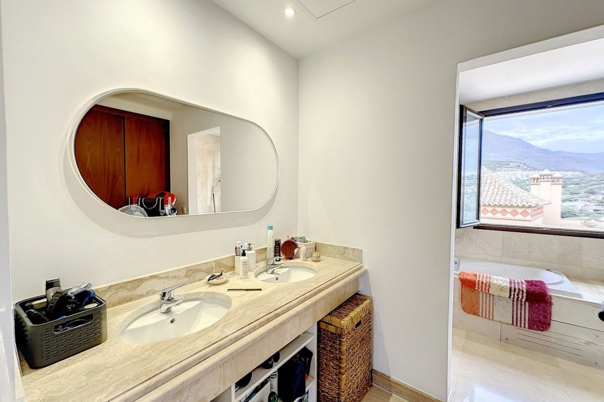 Resale - Apartment - Penthouse Duplex - Estepona - Estepona Centro