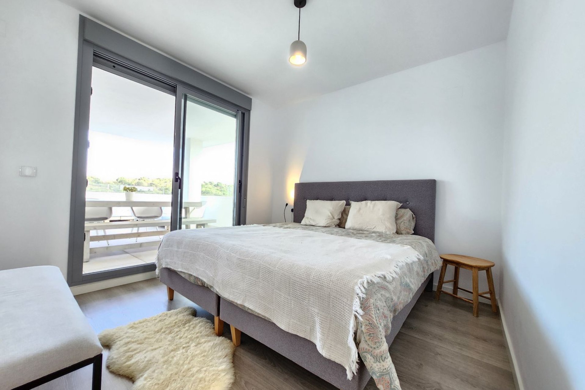 Resale - Apartment - Penthouse Duplex - Estepona - Estepona Centro