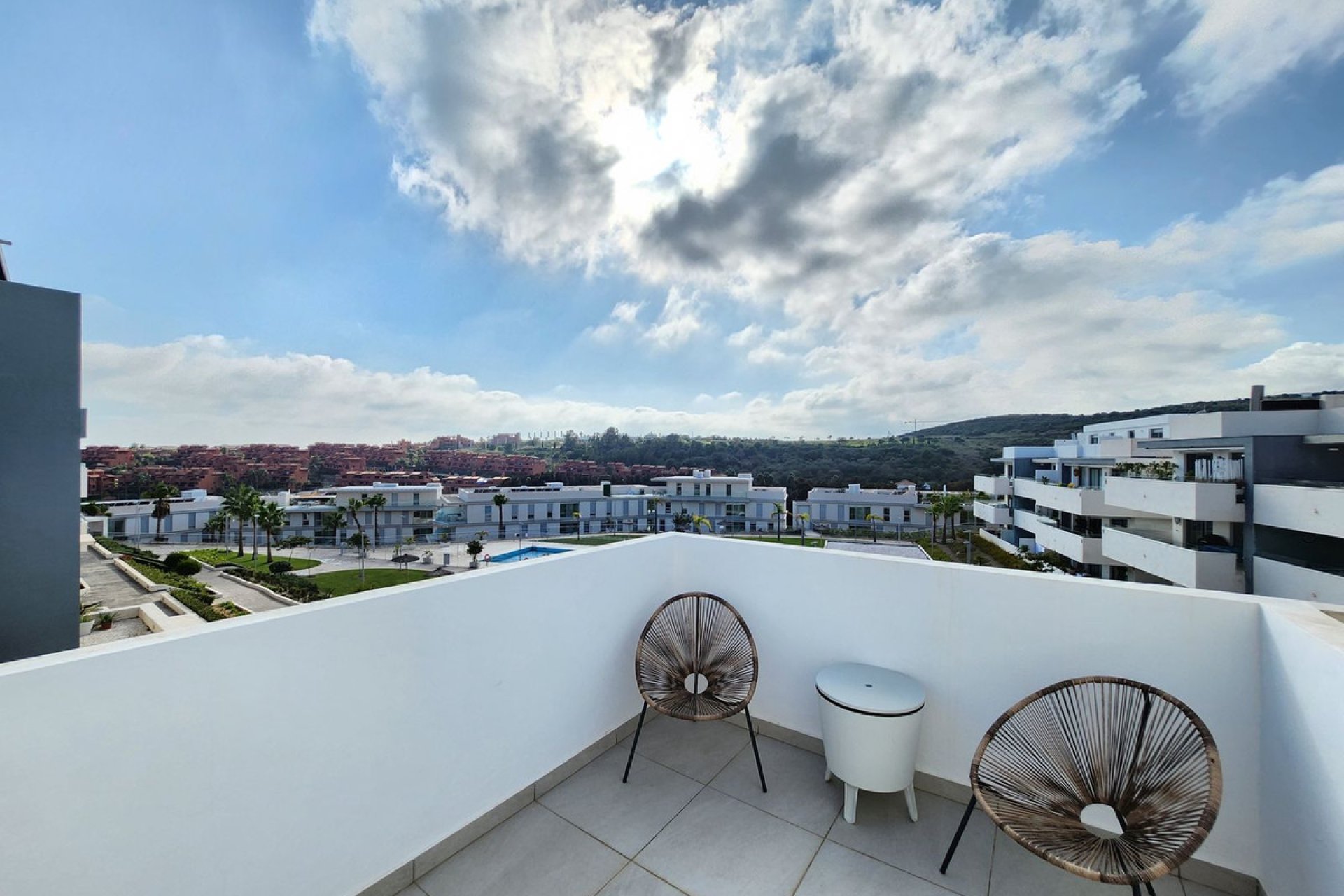 Resale - Apartment - Penthouse Duplex - Estepona - Estepona Centro