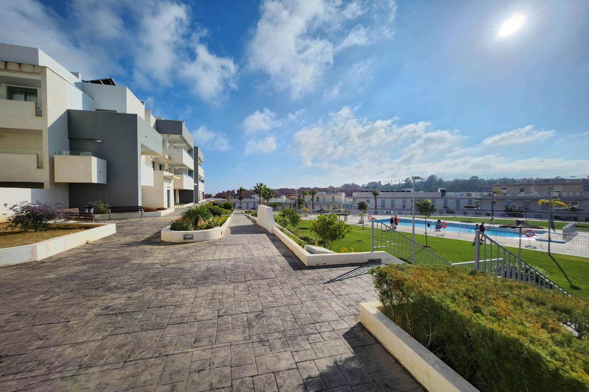 Resale - Apartment - Penthouse Duplex - Estepona - Estepona Centro