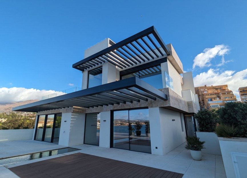 Resale - Apartment - Penthouse Duplex - Estepona - Estepona Centro