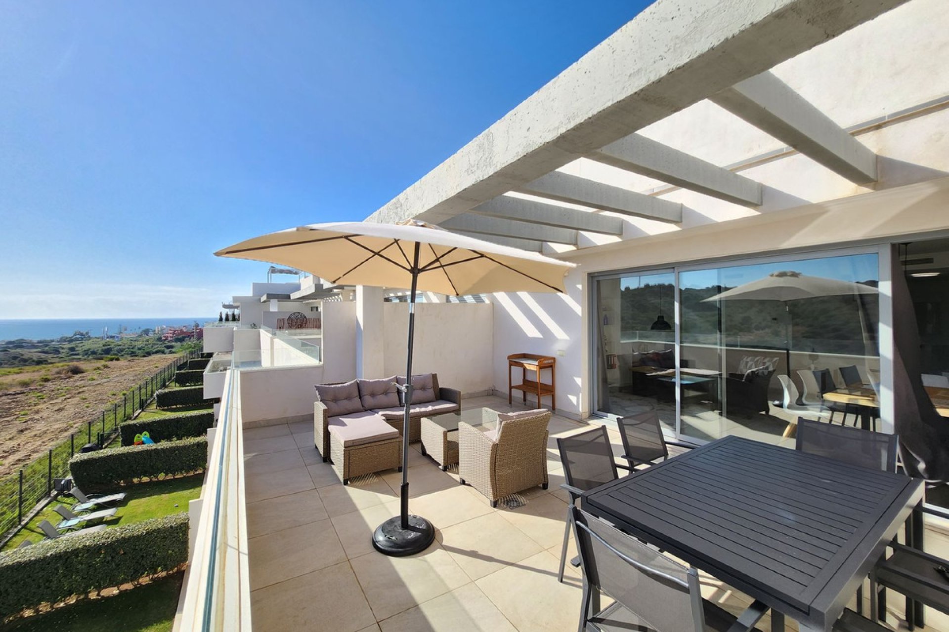 Resale - Apartment - Penthouse Duplex - Estepona - Estepona Centro