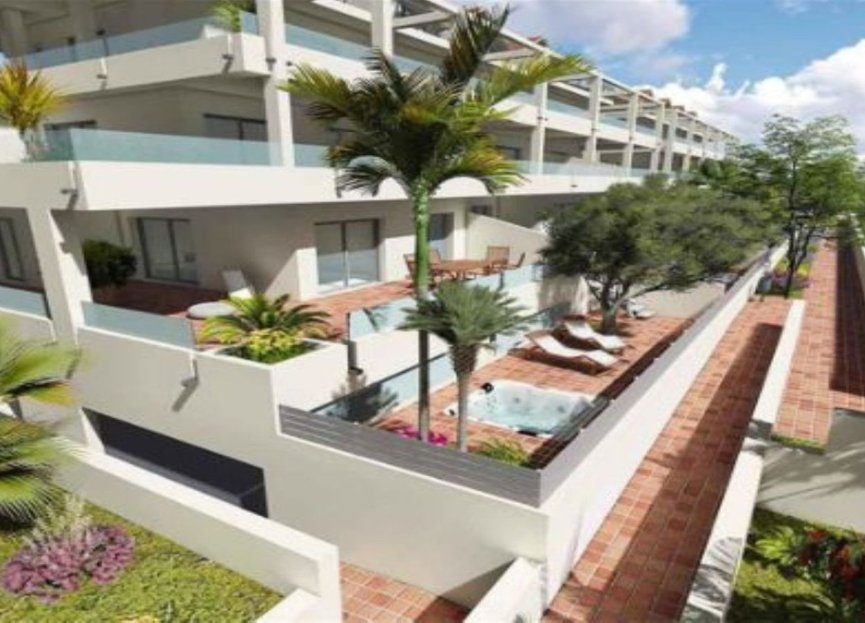 Resale - Apartment - Penthouse Duplex - Estepona - Estepona Centro