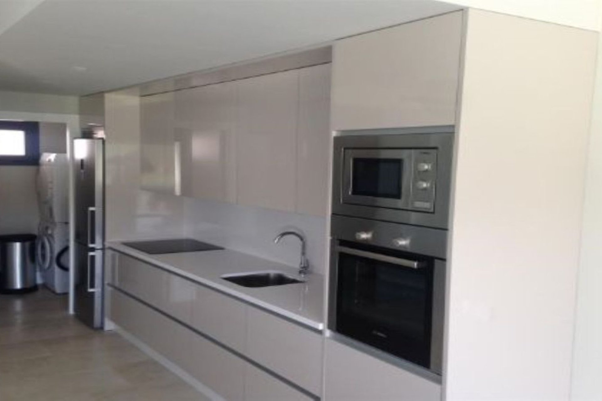 Resale - Apartment - Penthouse Duplex - Estepona - Estepona Centro