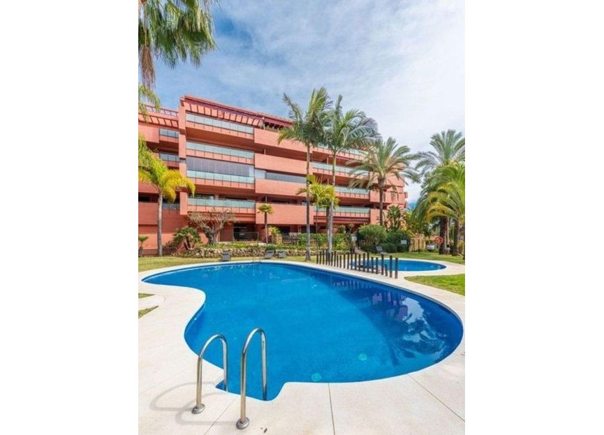 Resale - Apartment - Penthouse Duplex - Estepona - Estepona Centro