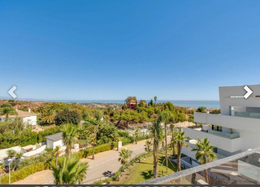 Resale - Apartment - Penthouse Duplex - Estepona - Estepona Centro