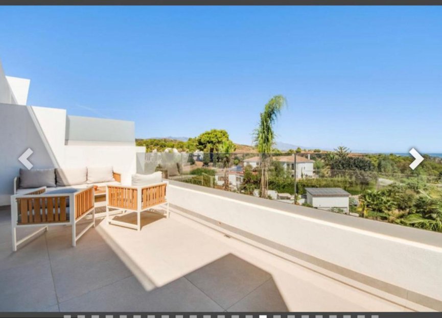 Resale - Apartment - Penthouse Duplex - Estepona - Estepona Centro