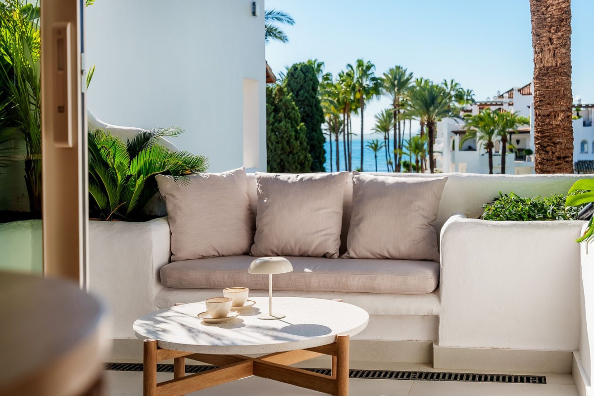 Resale - Apartment - Penthouse Duplex - Estepona - Estepona Centro