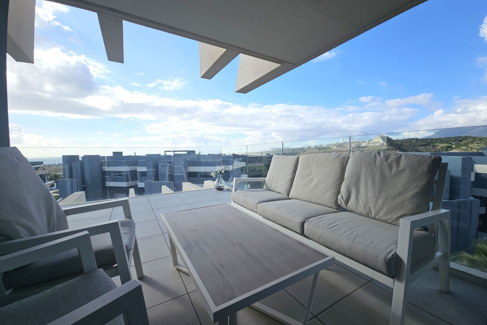 Resale - Apartment - Penthouse Duplex - Estepona - Estepona Centro