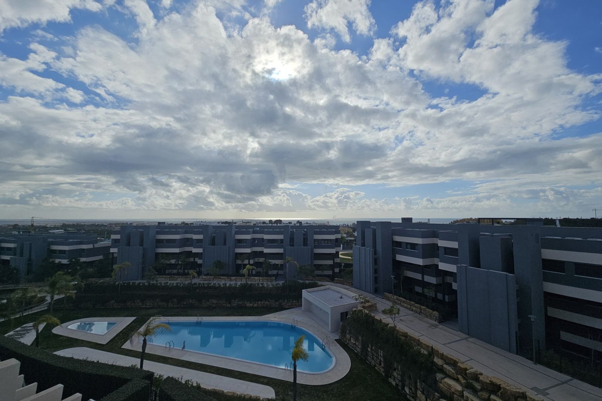 Resale - Apartment - Penthouse Duplex - Estepona - Estepona Centro