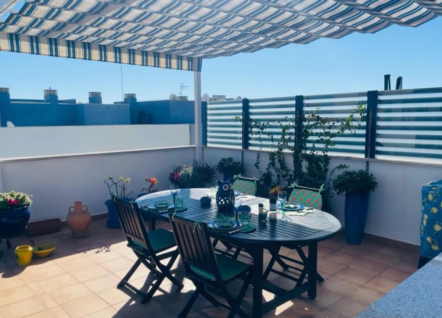 Resale - Apartment - Penthouse Duplex - Estepona - Estepona Centro