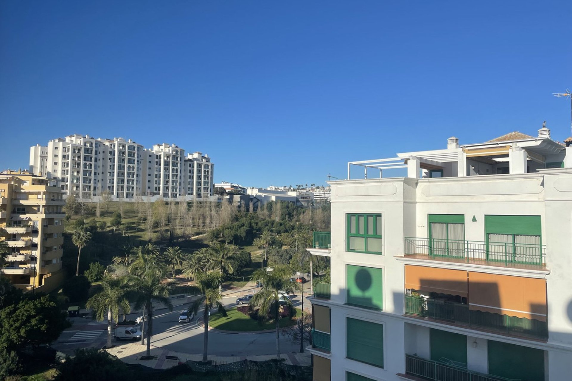 Resale - Apartment - Penthouse Duplex - Estepona - Estepona Centro